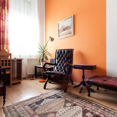 Vibrant 3 Bedroom In The Pulsing Heart Of Budapest