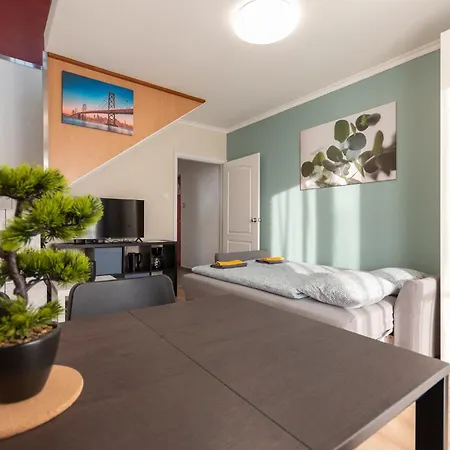 Apartman R