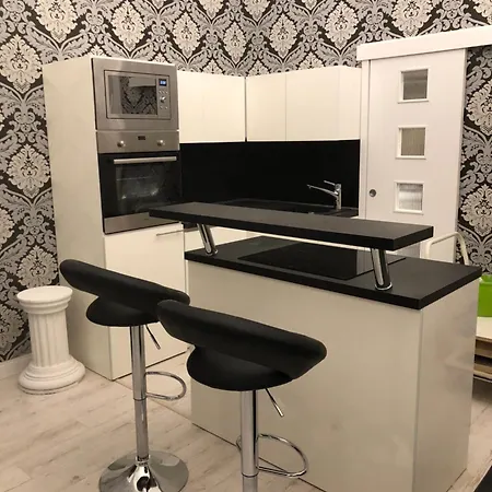 Fashion Street Executive Apartment