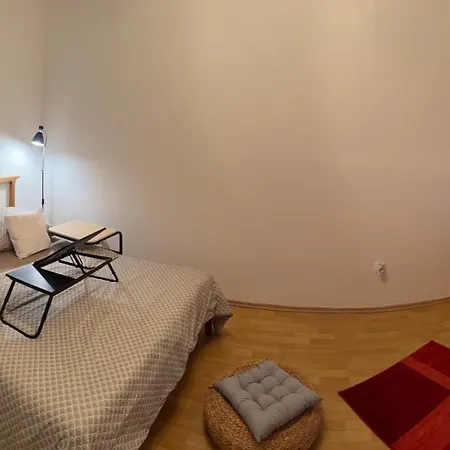 H1 Apartment