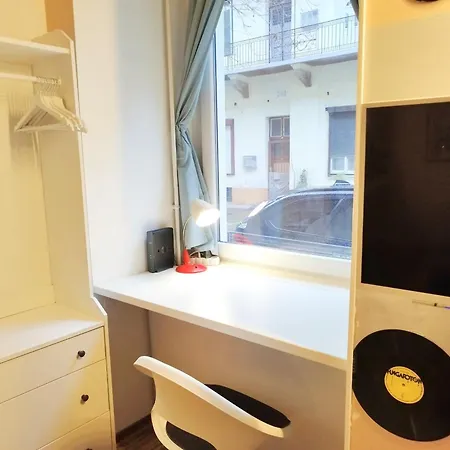 Mooki Rumbach Apartment