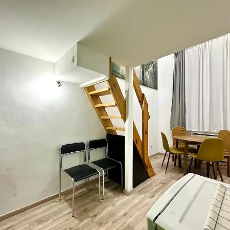 Apartment Ati's - Downtown 2 Bedroom *