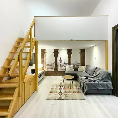 Apartment Ati's - Downtown 2 Bedroom Budapest