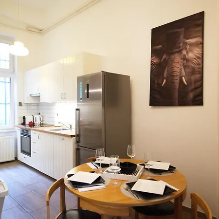 Apartment Elephant's Oasis *