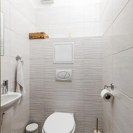 Venus - Corvin Penthouse Apartment *