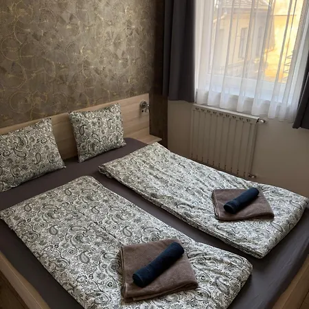 Tuerkiz Nights Parties Apartment