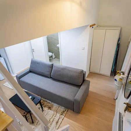 Apartment Cute Gallery Flat In Budapest, Autumn *