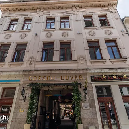 Apartment 2 Bedroom Inside Gozsdu Passage