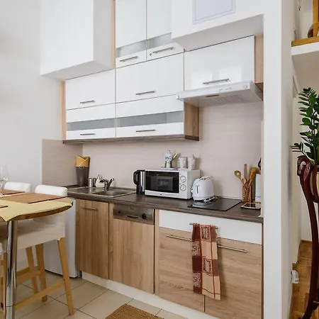 Pearl In The City Apartment Budapest