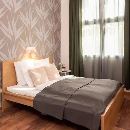 Apartment Lovely In The Heart Of Budapest