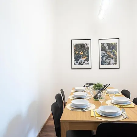Lovely In The Heart Of Apartment *
