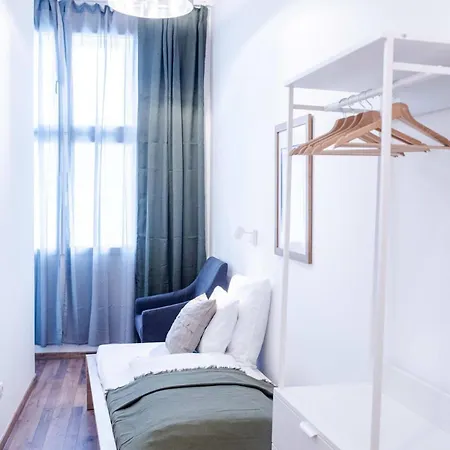 Apartment Lovely In The Heart Of
