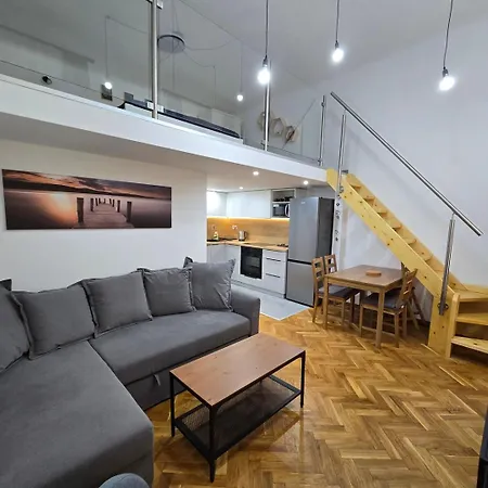 Maria - Modern In The Center Of Budapest