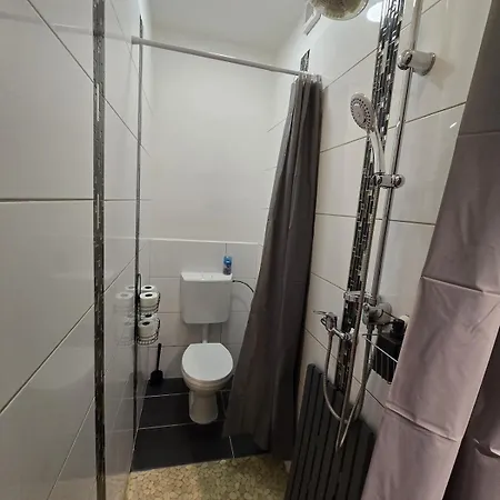 Yan's Place - Next To Gozsdu Gardens * Budapest