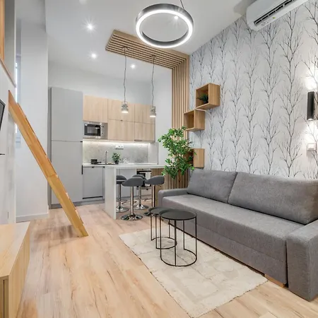 Kiraly K31 Apartment