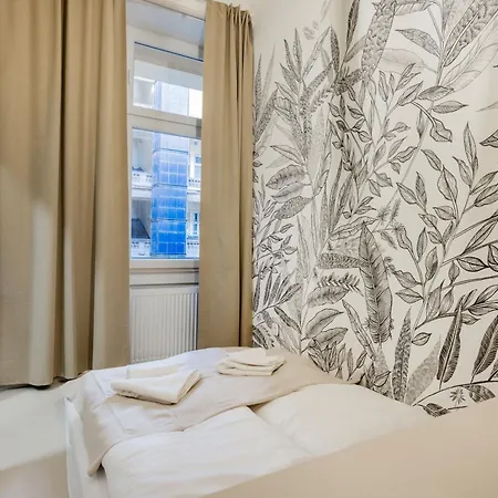 Stylish Escape * Budapest