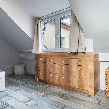 Cozy, 2 Bedrooms Next To New York Cafe Budapest