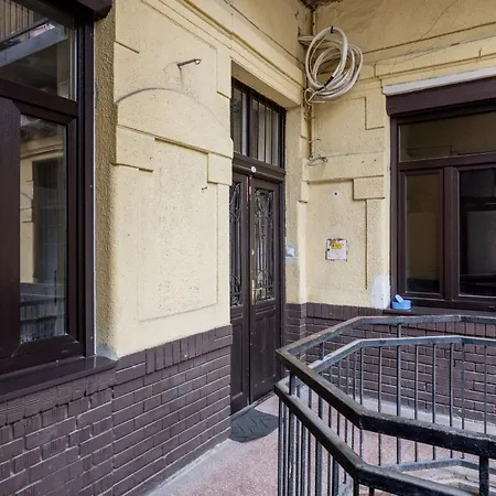 Apartment Your 3-bdrm At Szimpla Kert *