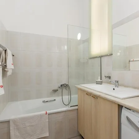 Apartment K17 