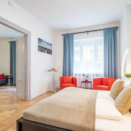 Apartman Large And Comfy
