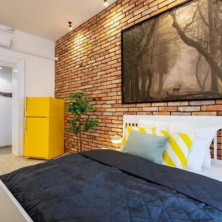 Apartment Modern Retreat For 8 Guests Budapest