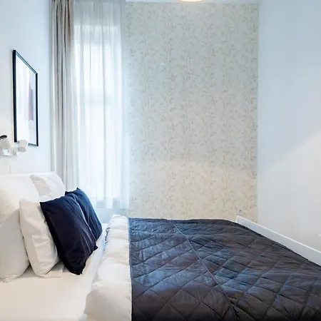 Apartment Modern Retreat For 8 Guests