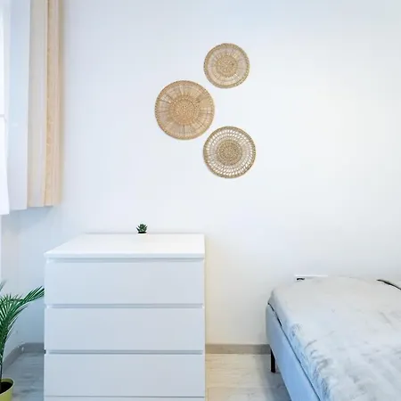 Modern Retreat For 8 Guests