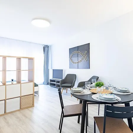 Apartment Ultra - Free Parking - Sunny *
