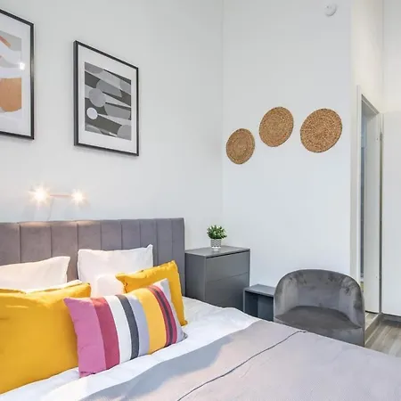 Apartment Ultra New