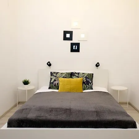 Large Cosy * Budapest