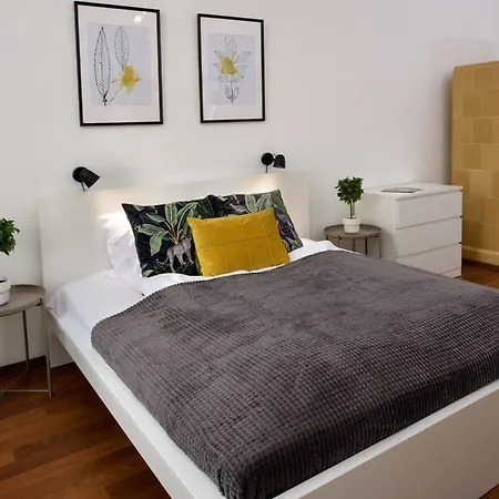 Large Cosy * Budapest