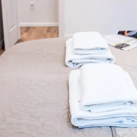 Holiday home Super New And Modern Aircon Budapest