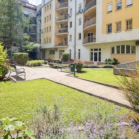 Free Parking - - Comfy * Budapest
