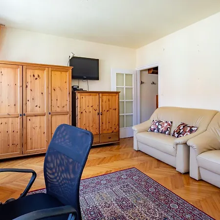Apartment Free Parking - - Comfy *