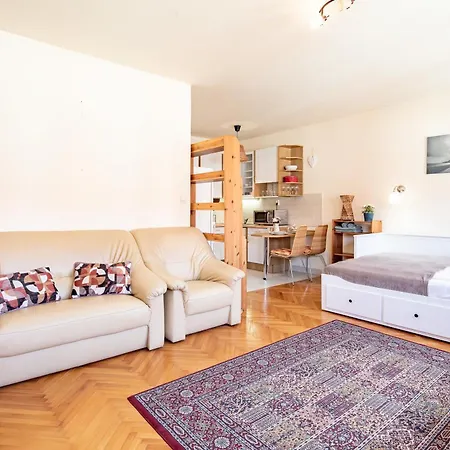 Free Parking - - Comfy Apartment Budapest