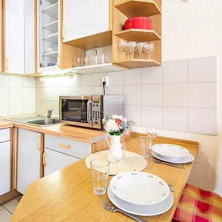 Apartment Free Parking - - Comfy *