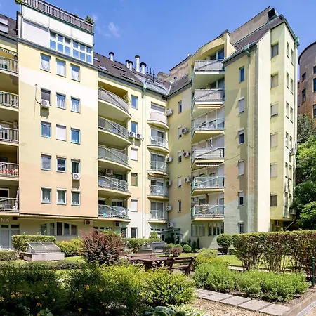 Free Parking - - Comfy * Budapest