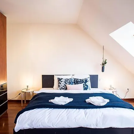 4-room With Aircon And Balcony Free Parking Appartement Boedapest