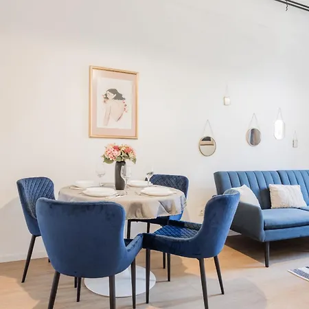 Downtown Comfort - Work, Relax, Explore Apartment