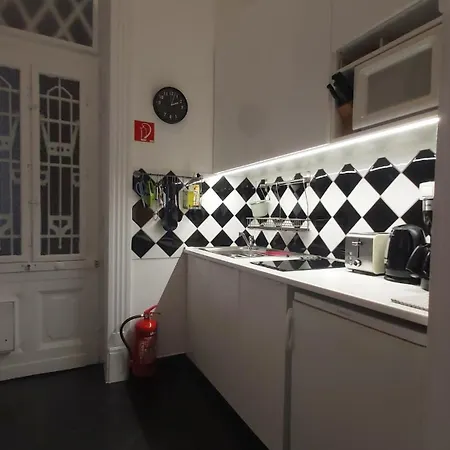 Quite And Cheap In Center B1 Sza Apartment *