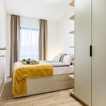 Skyline Living - Penthouse With Terrace And Parking * Budapest