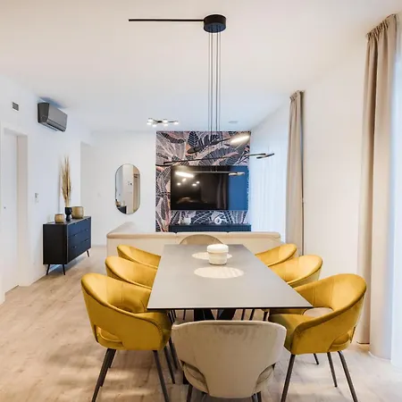 Apartment Skyline Living - Penthouse With Terrace And Parking *