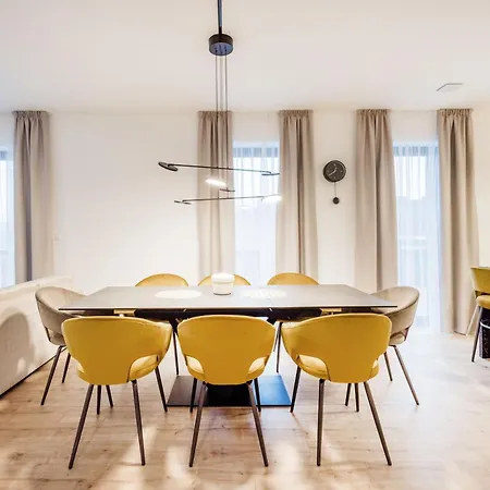Skyline Living - Penthouse With Terrace And Parking Budapest