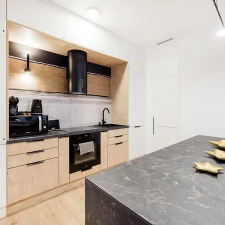 Skyline Living - Penthouse With Terrace And Parking Budapest