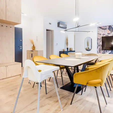 Apartment Skyline Living - Penthouse With Terrace And Parking