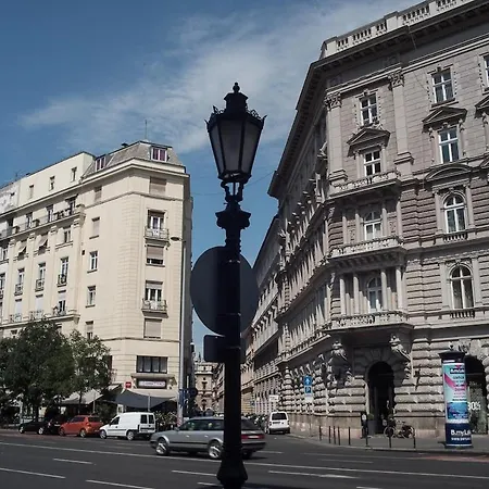 Hanna Lovely Two Bedrooms Apartment Budapest