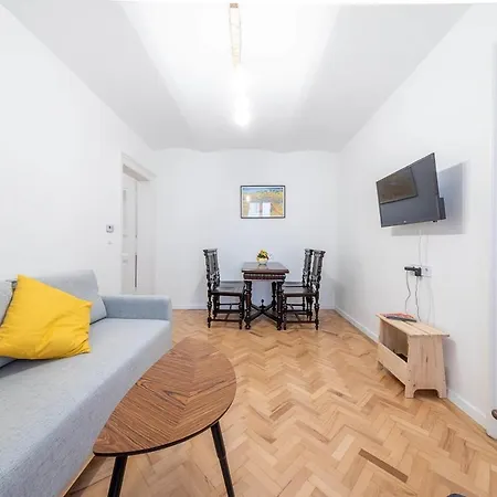 Hanna Lovely Two Bedrooms Budapest