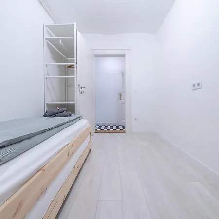Hanna Lovely Two Bedrooms Budapest