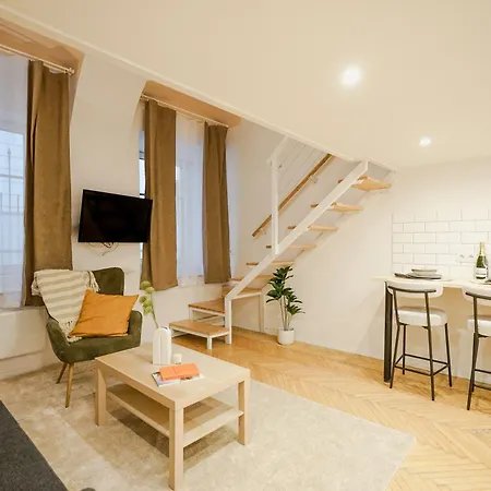 H57 - Harsfa Haven - Location By Bqa Apartman