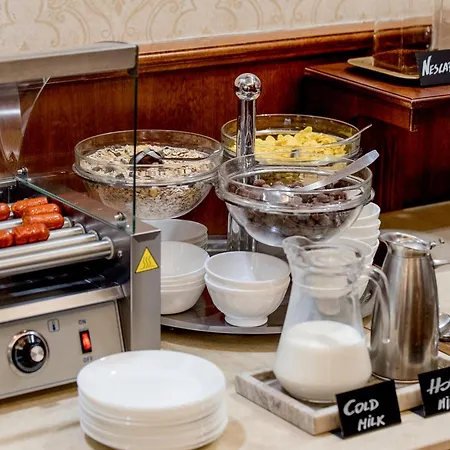 Hotel Gold